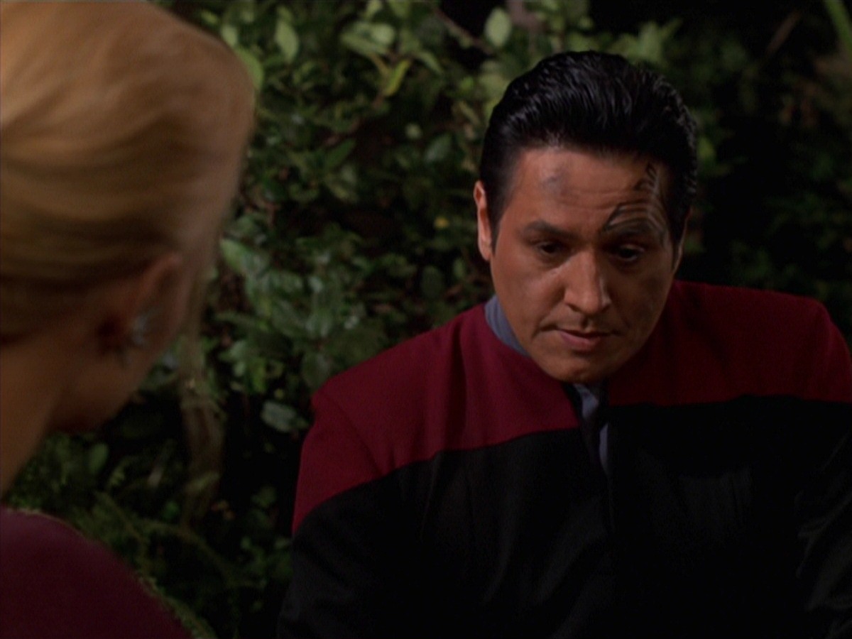 extant_StarTrek_VOY_7x22-NaturalLaw_1351.jpg