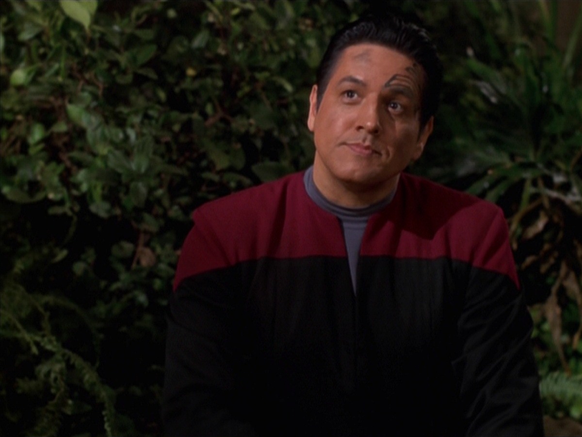 extant_StarTrek_VOY_7x22-NaturalLaw_1364.jpg