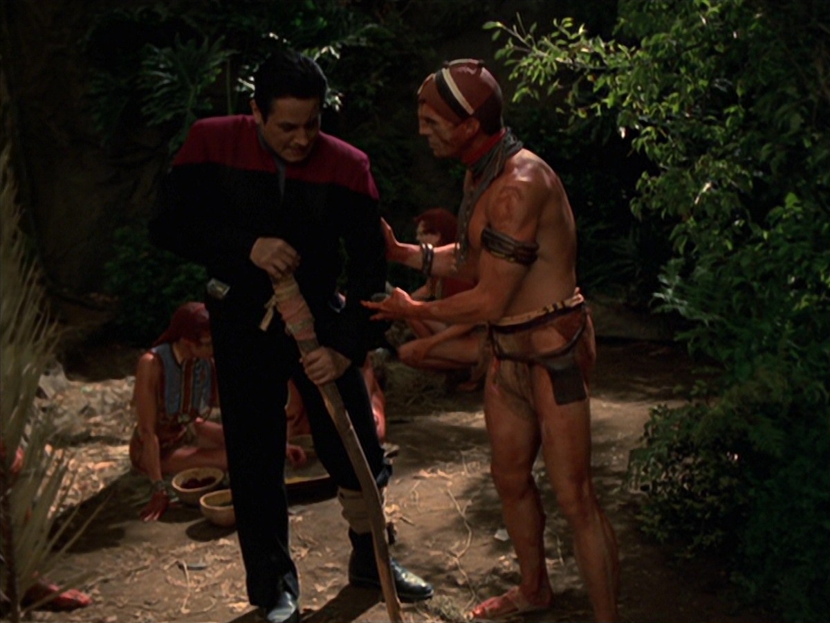 extant_StarTrek_VOY_7x22-NaturalLaw_1446.jpg