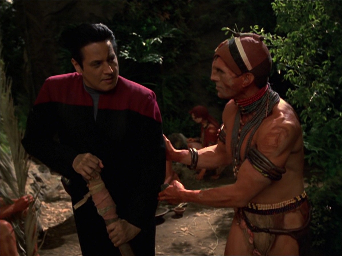 extant_StarTrek_VOY_7x22-NaturalLaw_1451.jpg