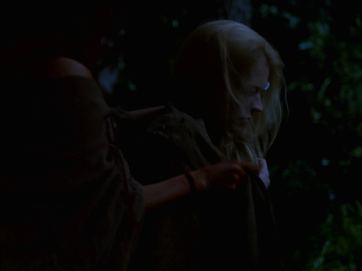 extant_StarTrek_VOY_7x22-NaturalLaw_1578.jpg