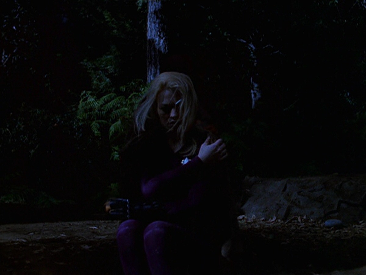 extant_StarTrek_VOY_7x22-NaturalLaw_1579.jpg