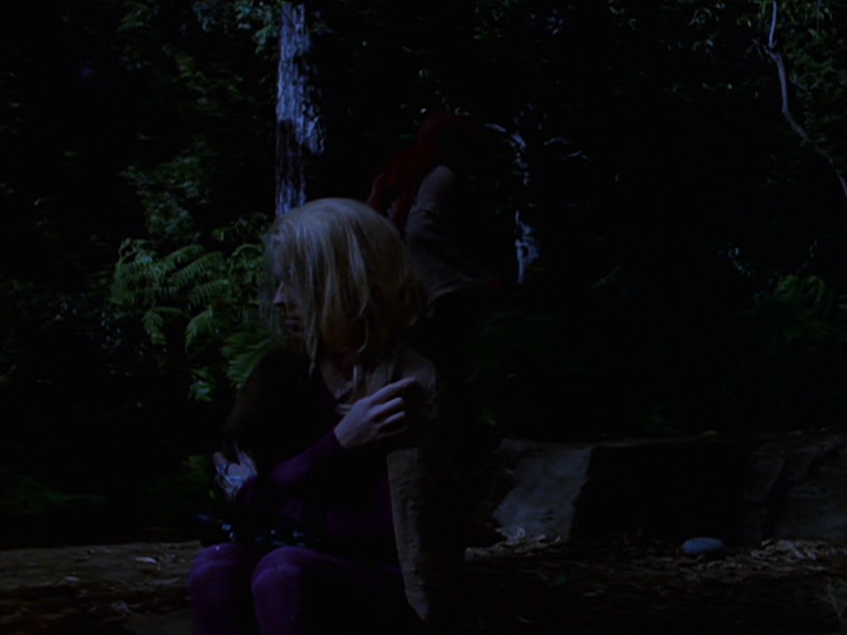 extant_StarTrek_VOY_7x22-NaturalLaw_1583.jpg