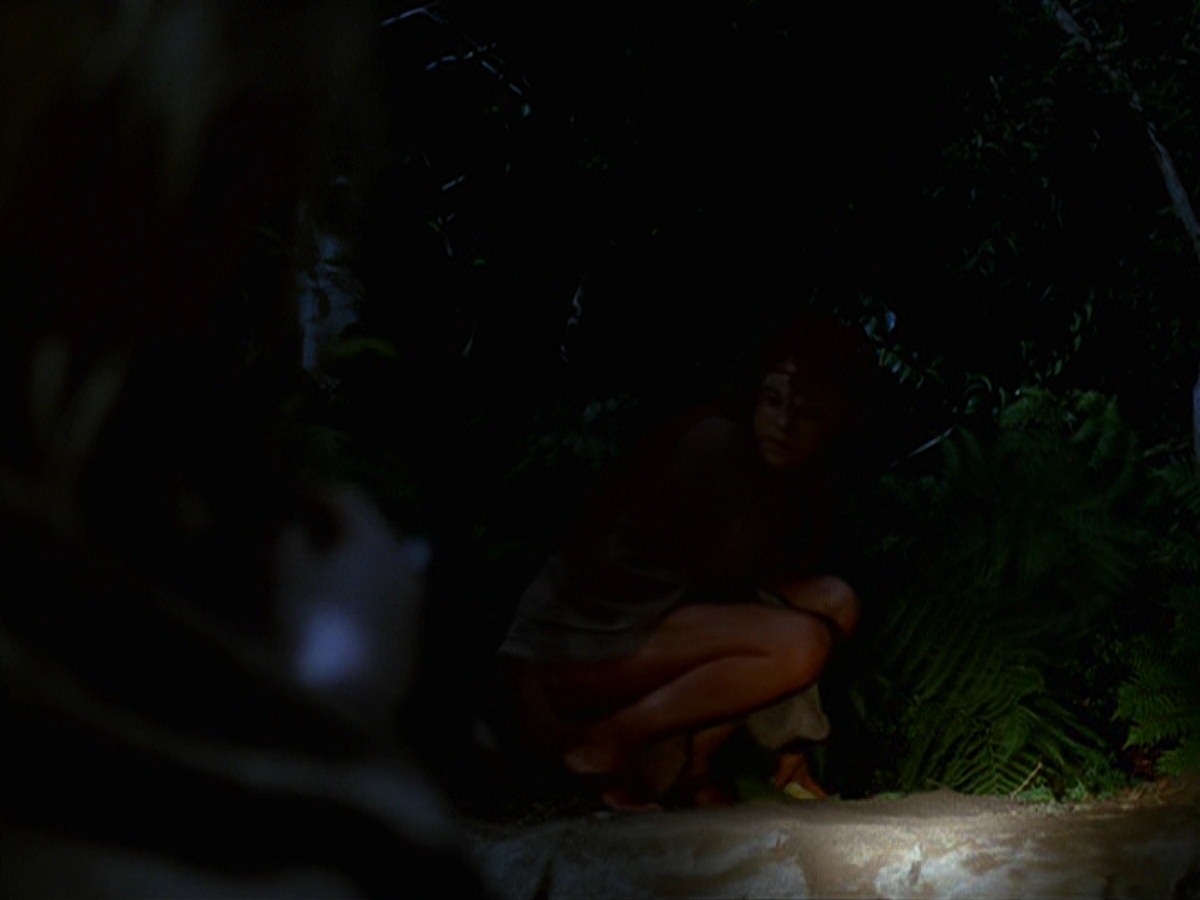 extant_StarTrek_VOY_7x22-NaturalLaw_1589.jpg
