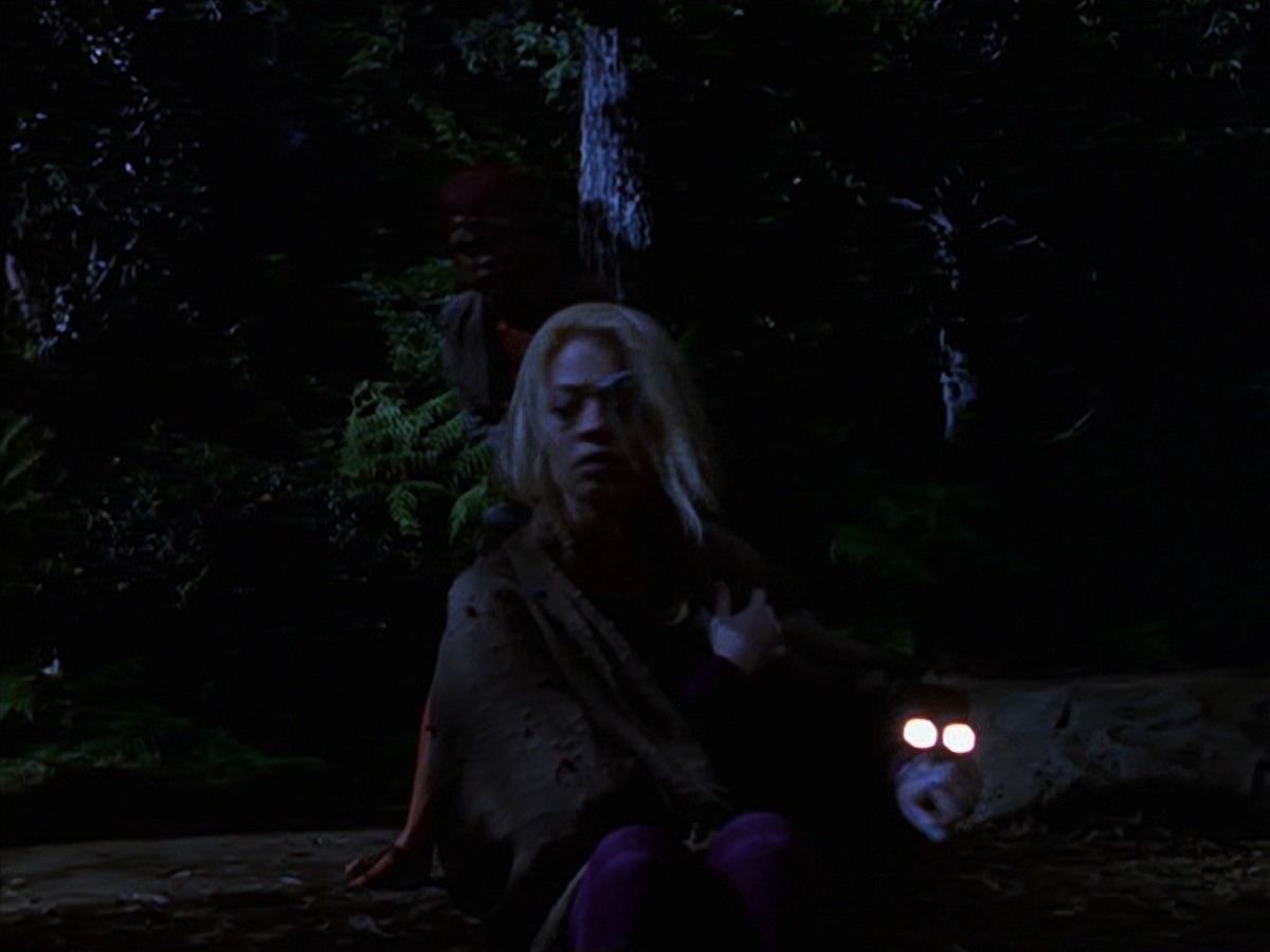 extant_StarTrek_VOY_7x22-NaturalLaw_1598.jpg