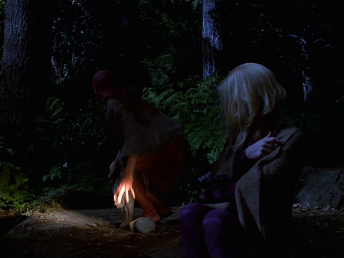 extant_StarTrek_VOY_7x22-NaturalLaw_1601.jpg