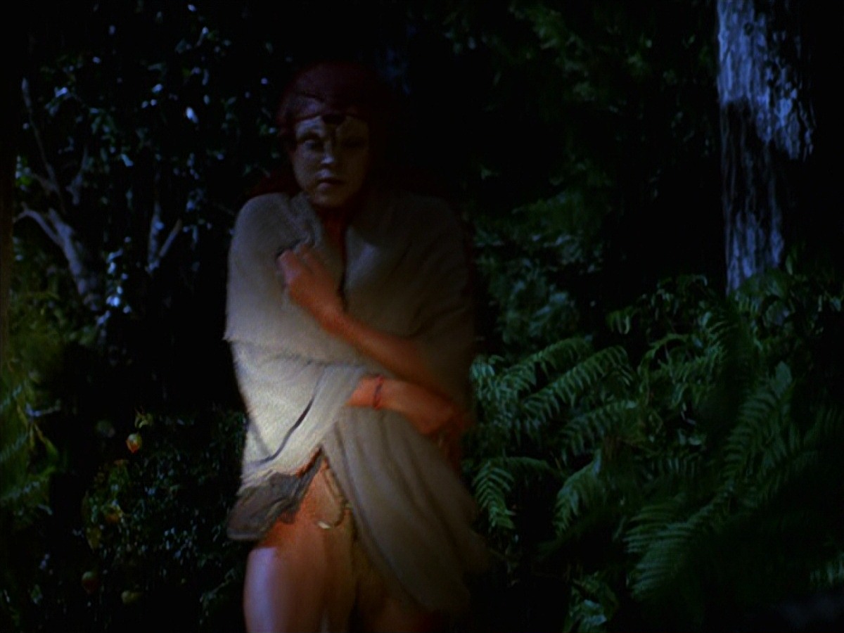 extant_StarTrek_VOY_7x22-NaturalLaw_1609.jpg