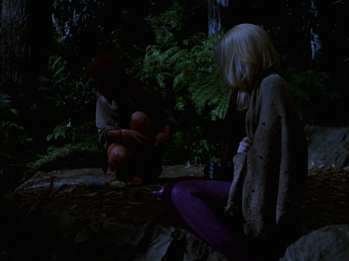 extant_StarTrek_VOY_7x22-NaturalLaw_1639.jpg