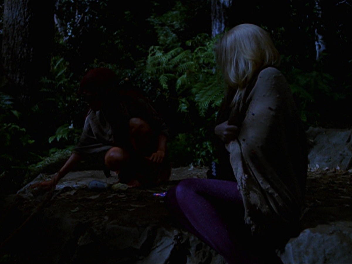 extant_StarTrek_VOY_7x22-NaturalLaw_1641.jpg