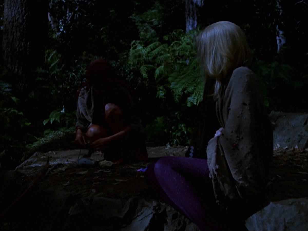 extant_StarTrek_VOY_7x22-NaturalLaw_1643.jpg