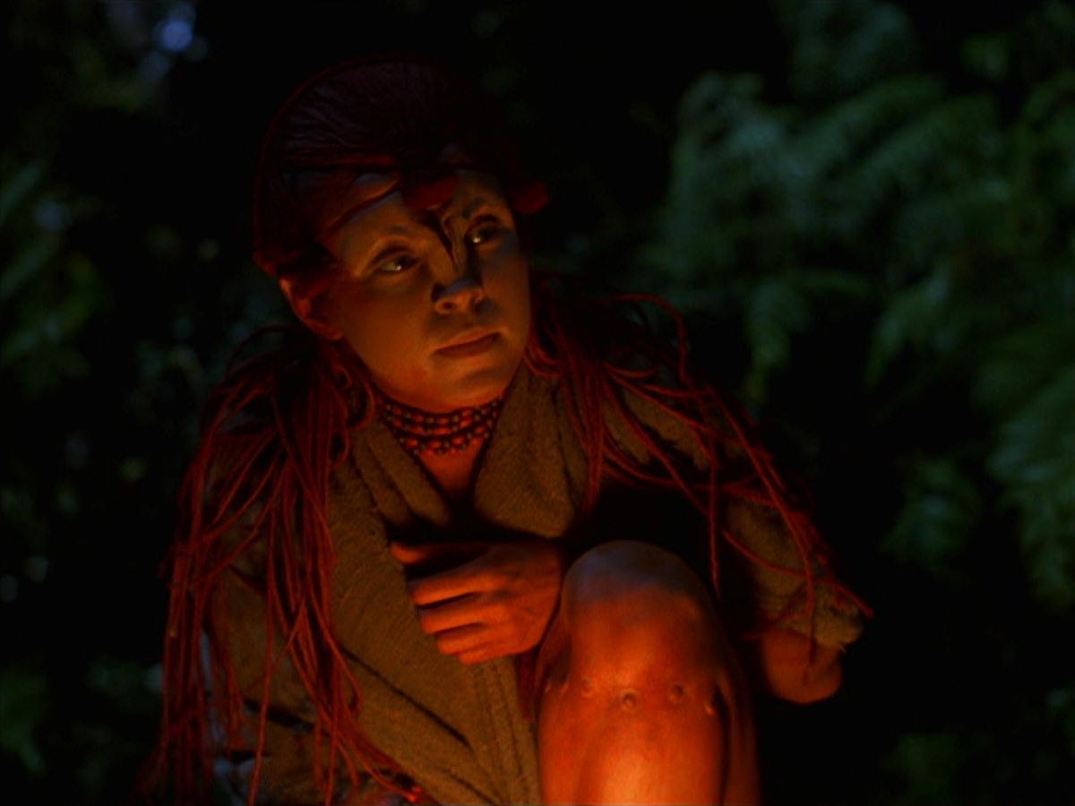 extant_StarTrek_VOY_7x22-NaturalLaw_1659.jpg