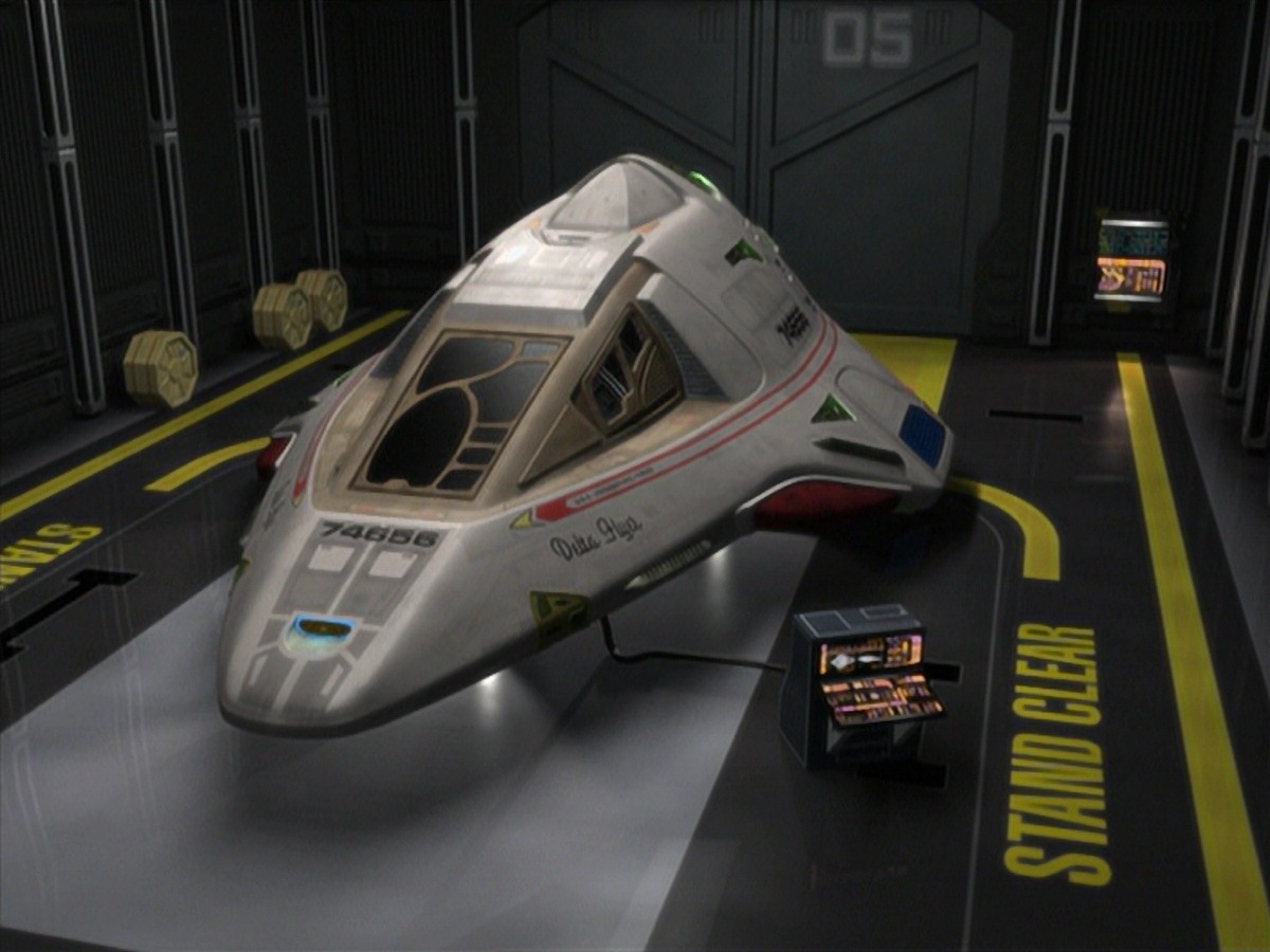 extant_StarTrek_VOY_7x22-NaturalLaw_1695.jpg