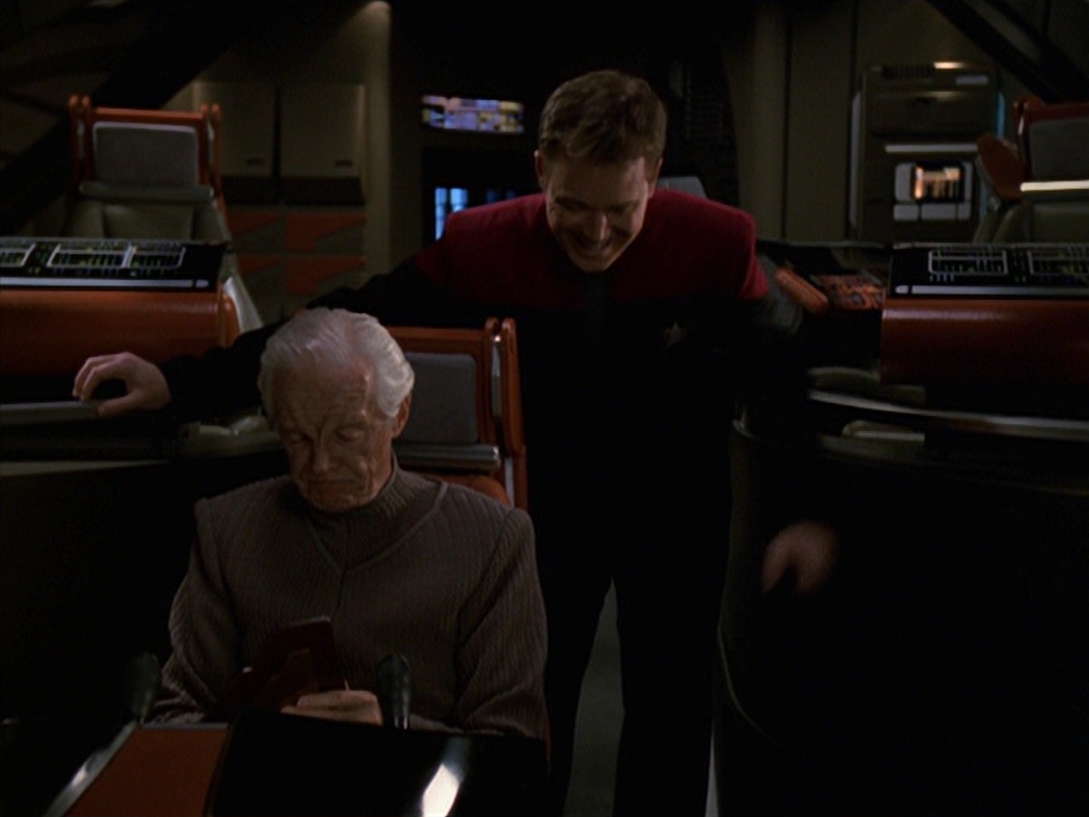 extant_StarTrek_VOY_7x22-NaturalLaw_1710.jpg