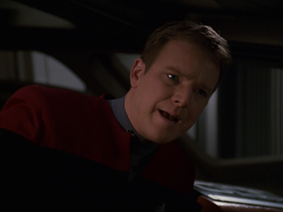 extant_StarTrek_VOY_7x22-NaturalLaw_1730.jpg