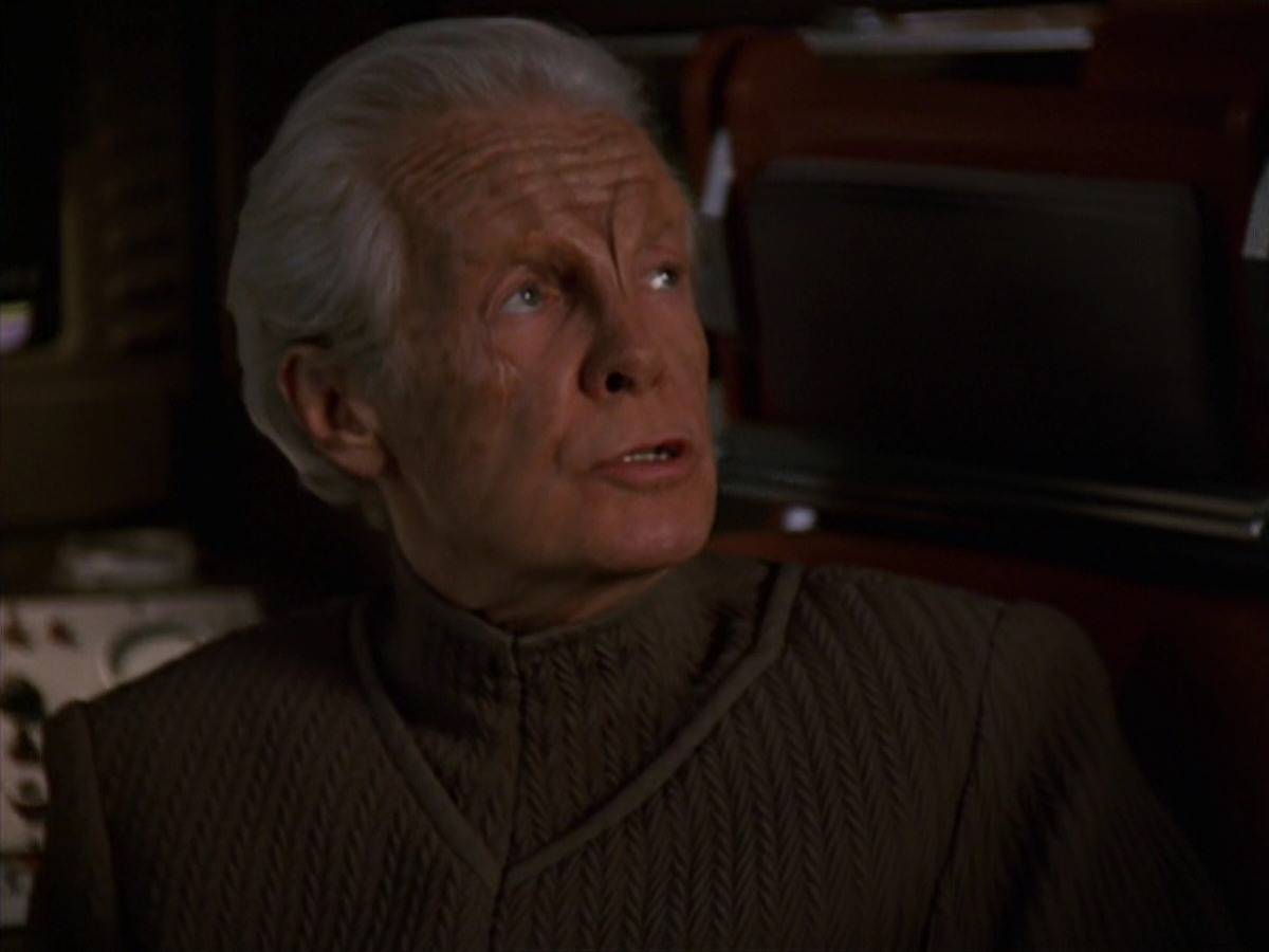 extant_StarTrek_VOY_7x22-NaturalLaw_1737.jpg