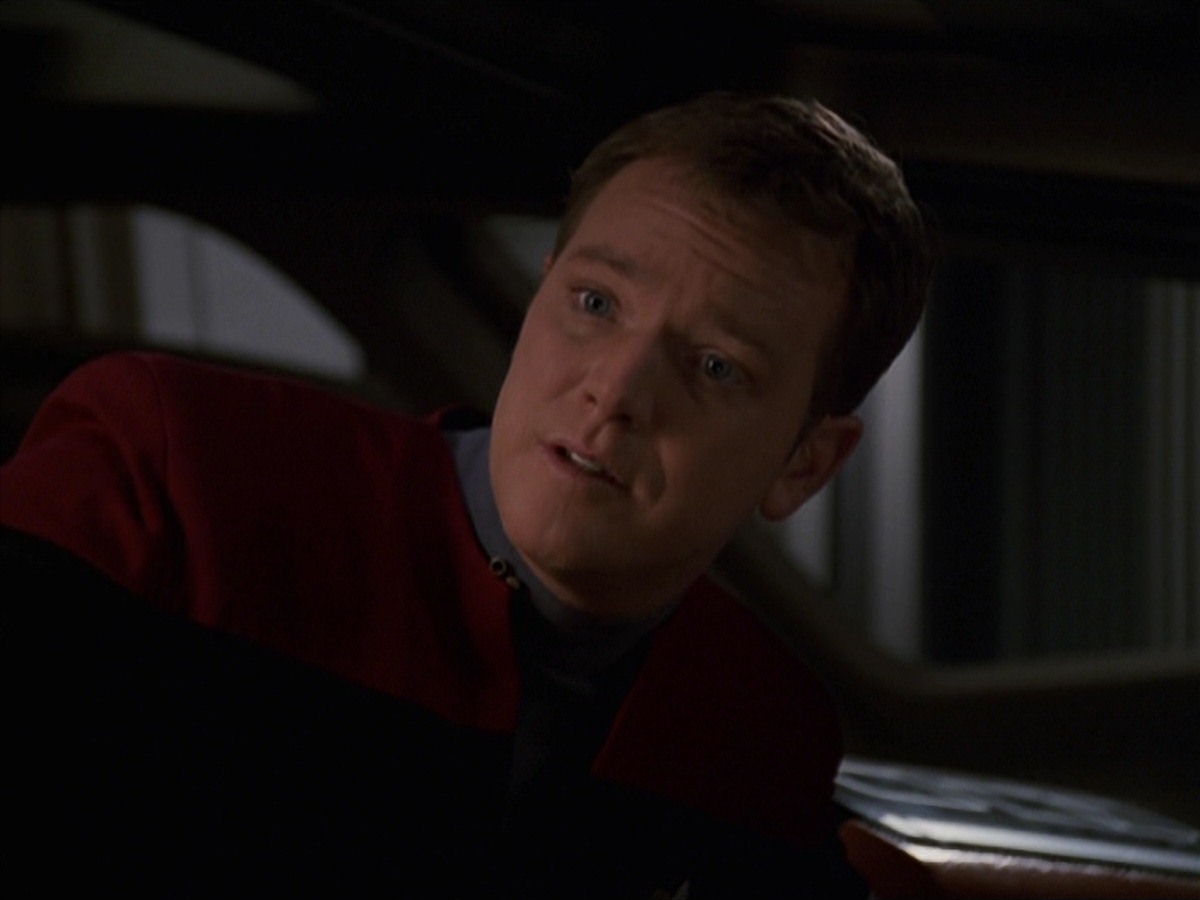 extant_StarTrek_VOY_7x22-NaturalLaw_1739.jpg