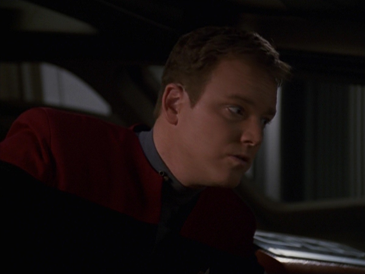 extant_StarTrek_VOY_7x22-NaturalLaw_1742.jpg