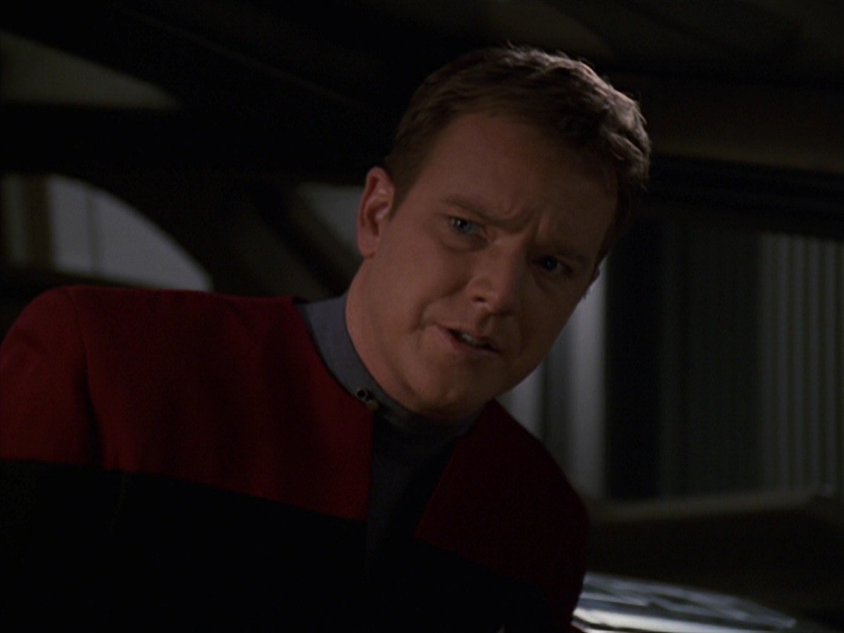 extant_StarTrek_VOY_7x22-NaturalLaw_1756.jpg