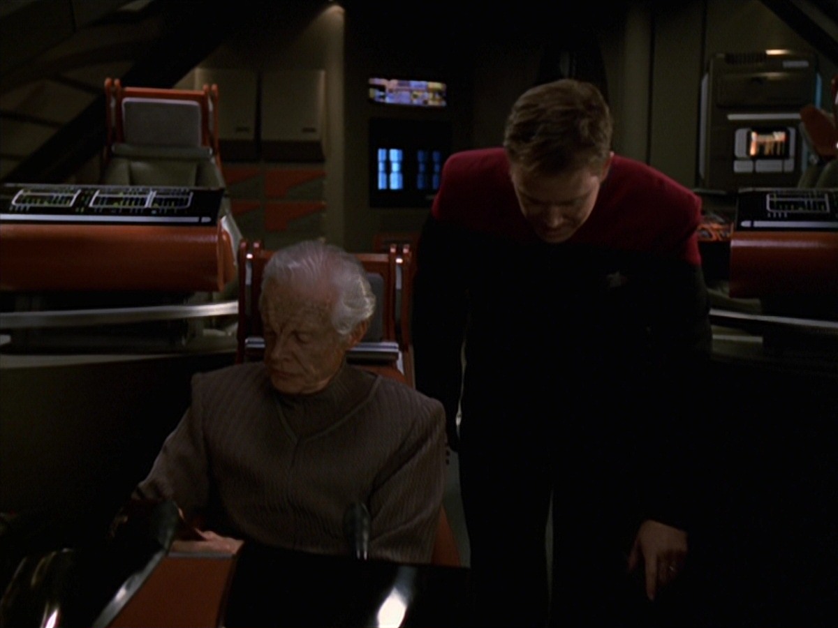 extant_StarTrek_VOY_7x22-NaturalLaw_1760.jpg