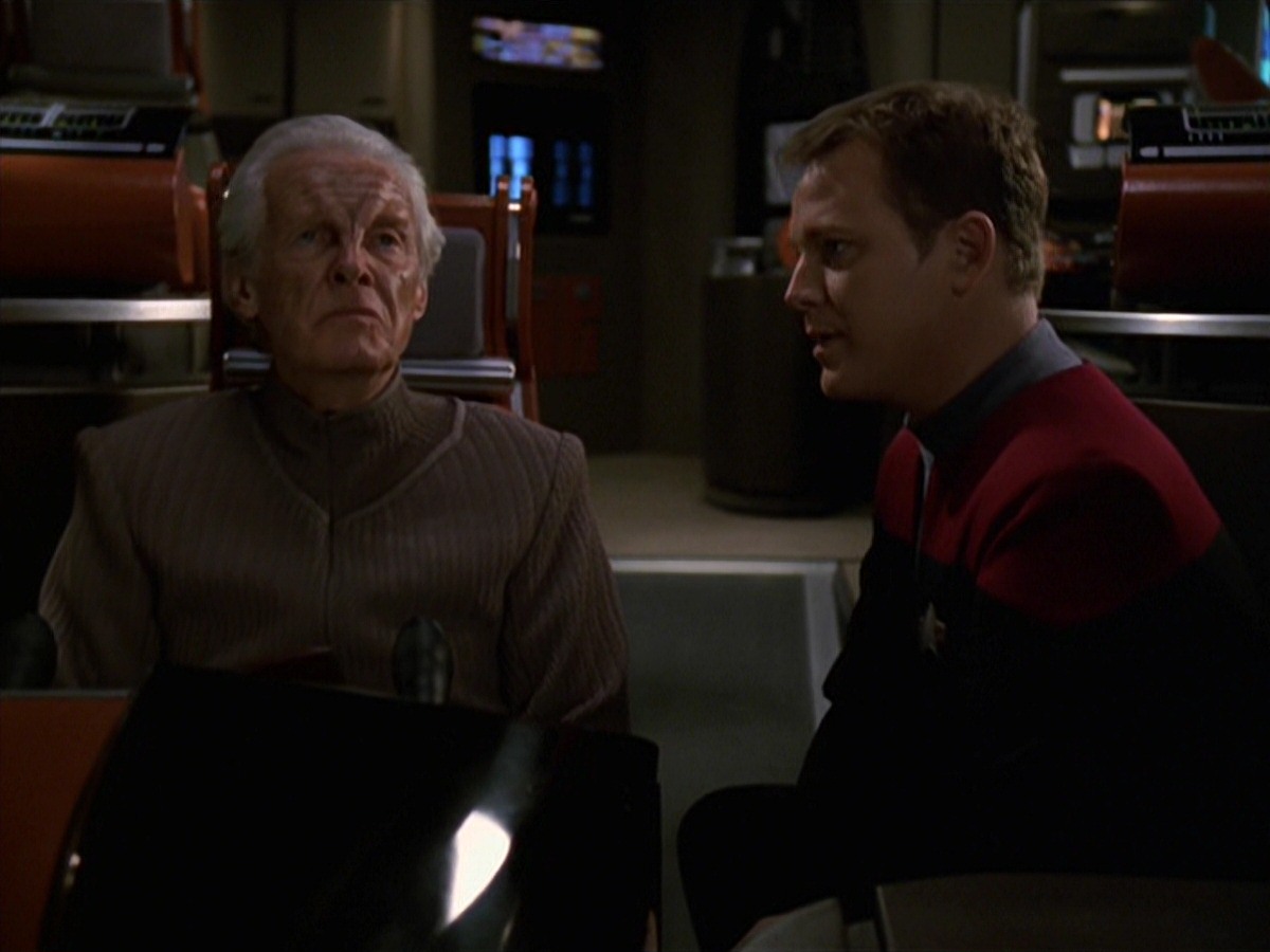extant_StarTrek_VOY_7x22-NaturalLaw_1766.jpg