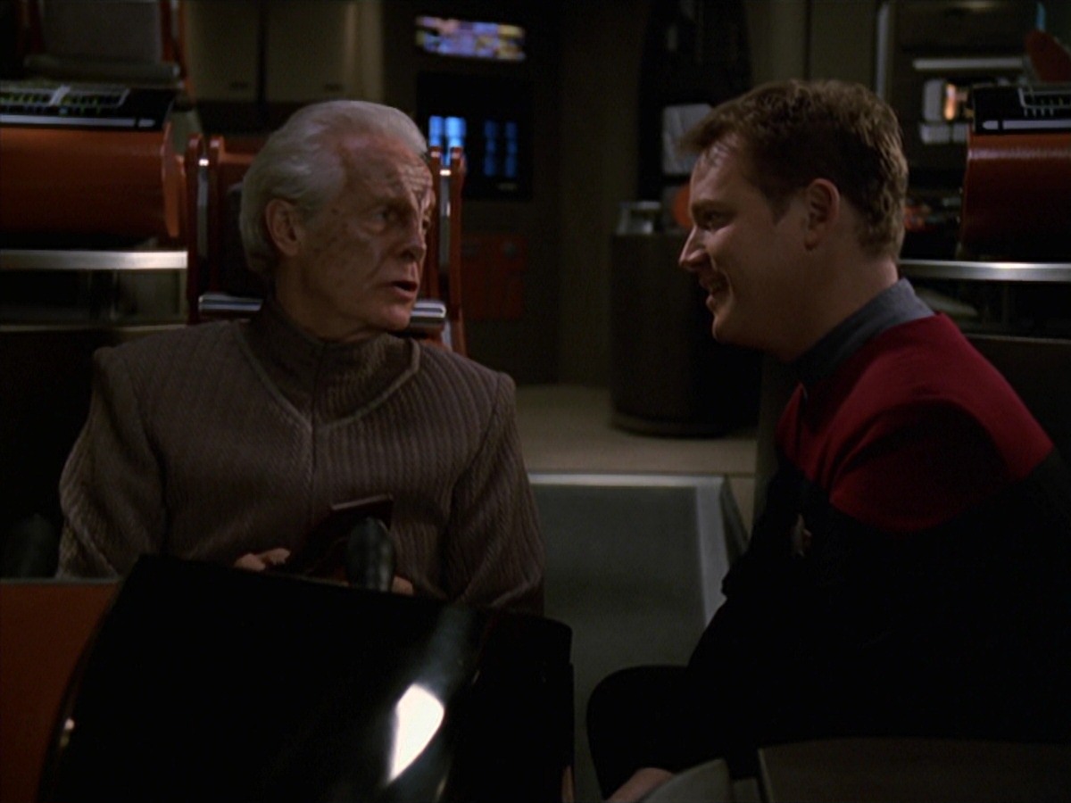 extant_StarTrek_VOY_7x22-NaturalLaw_1768.jpg