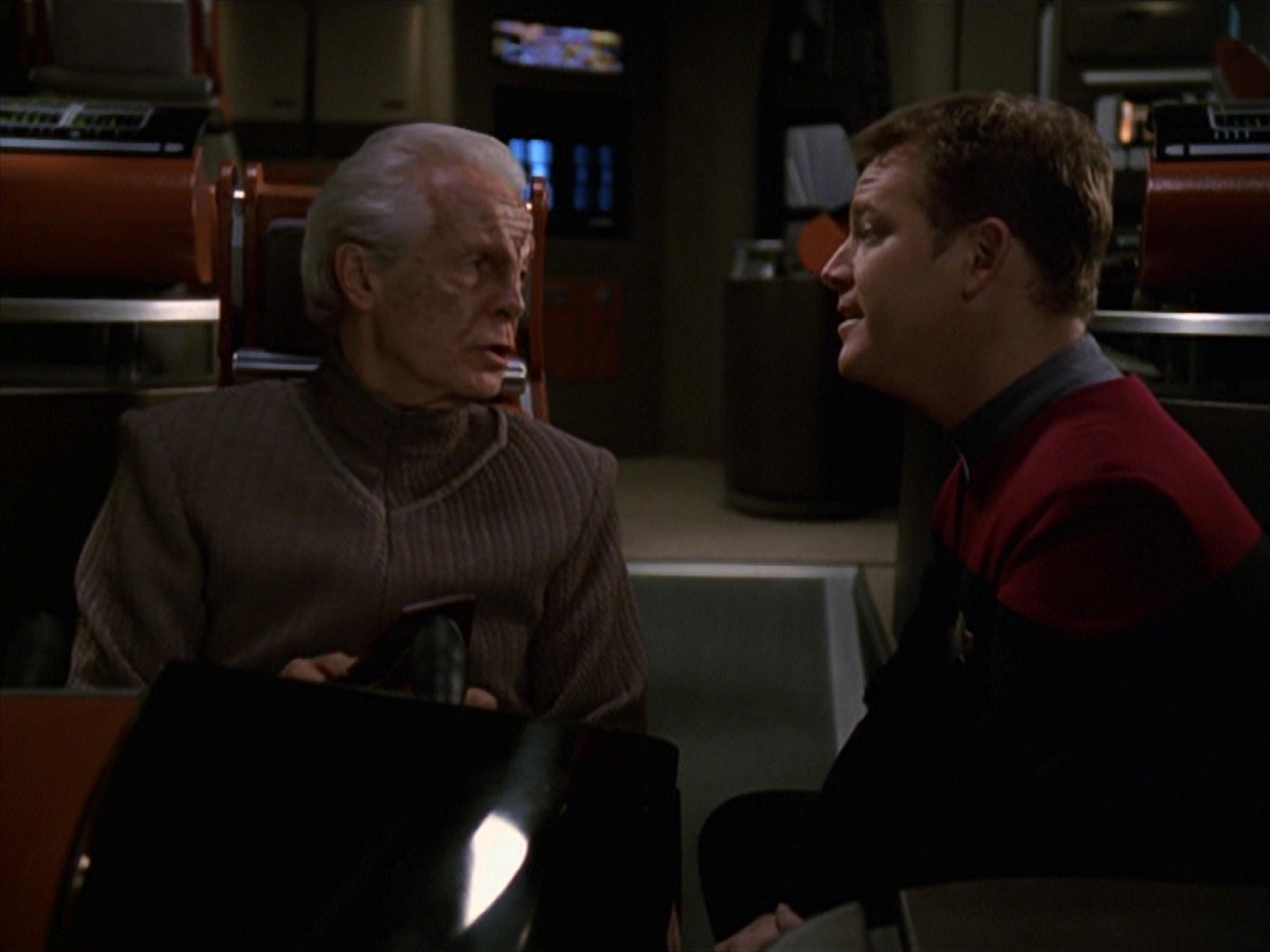 extant_StarTrek_VOY_7x22-NaturalLaw_1769.jpg