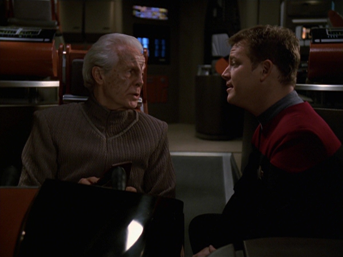 extant_StarTrek_VOY_7x22-NaturalLaw_1770.jpg