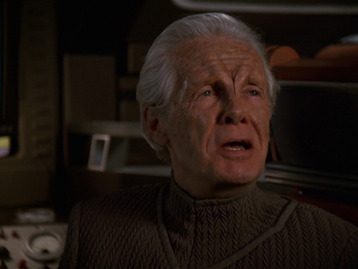 extant_StarTrek_VOY_7x22-NaturalLaw_1787.jpg