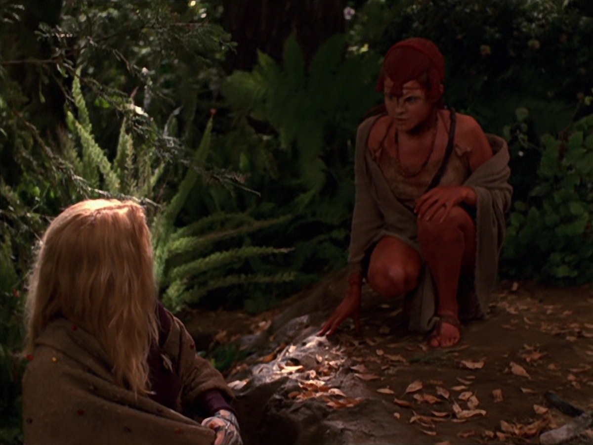 extant_StarTrek_VOY_7x22-NaturalLaw_1807.jpg