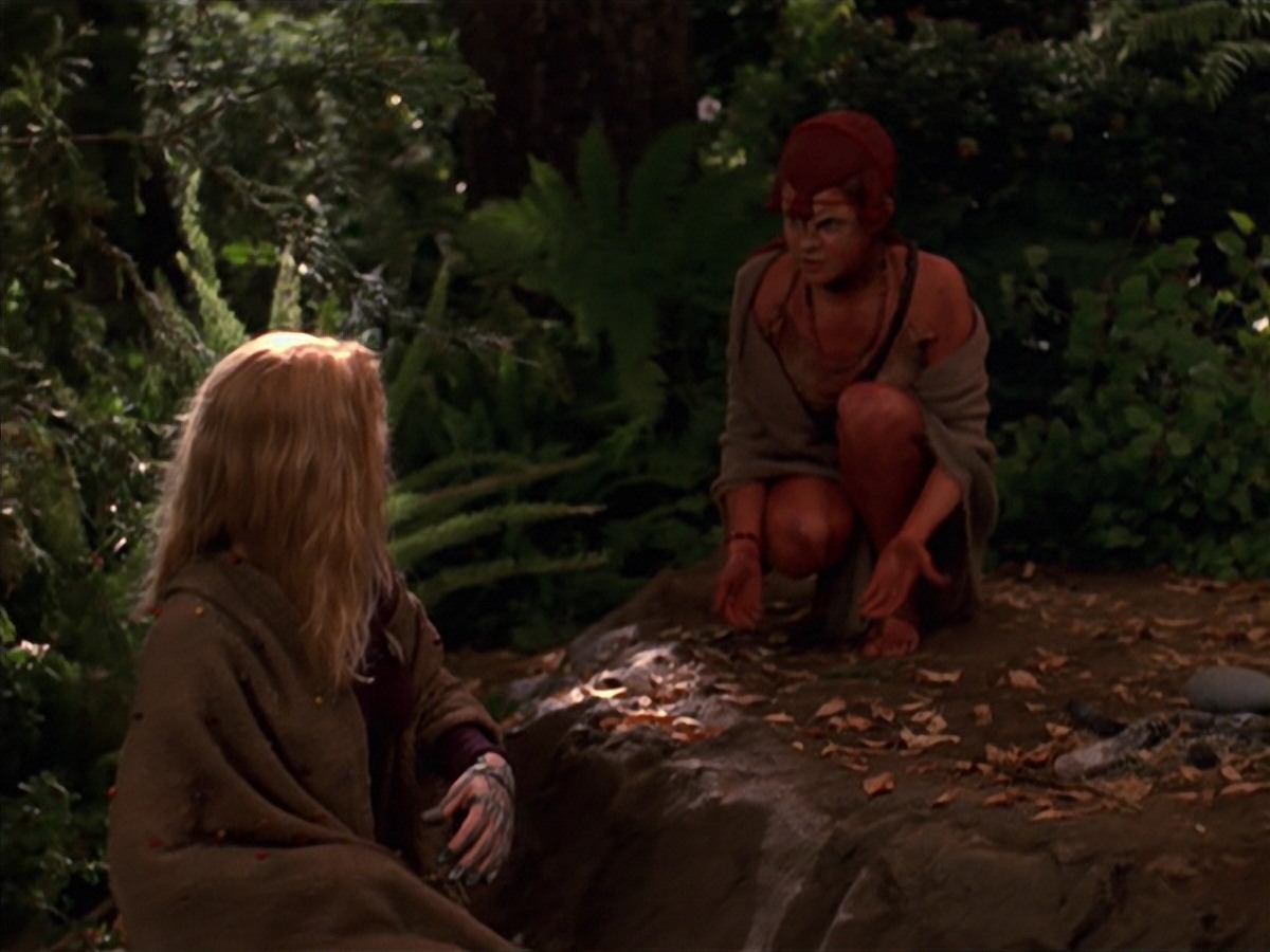 extant_StarTrek_VOY_7x22-NaturalLaw_1810.jpg