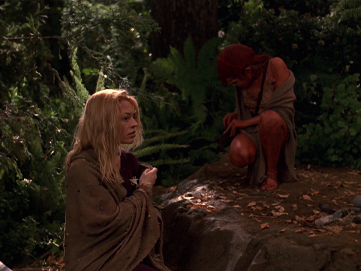 extant_StarTrek_VOY_7x22-NaturalLaw_1825.jpg