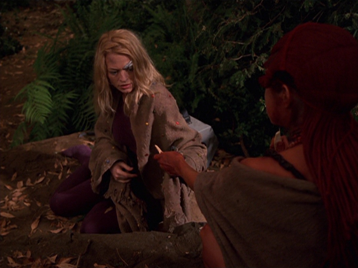 extant_StarTrek_VOY_7x22-NaturalLaw_1833.jpg