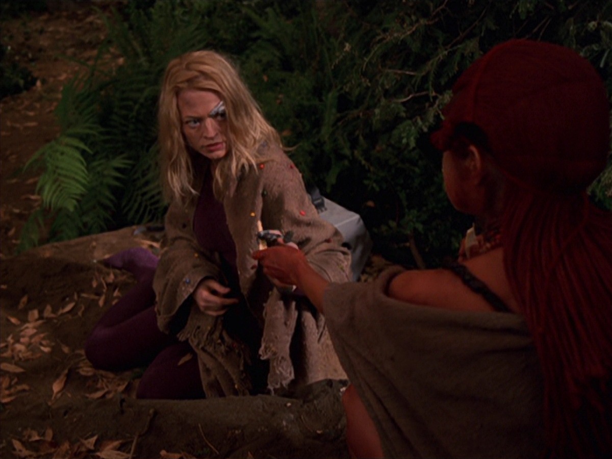 extant_StarTrek_VOY_7x22-NaturalLaw_1834.jpg