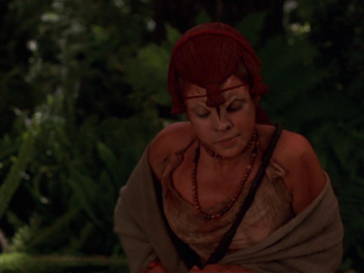 extant_StarTrek_VOY_7x22-NaturalLaw_1871.jpg