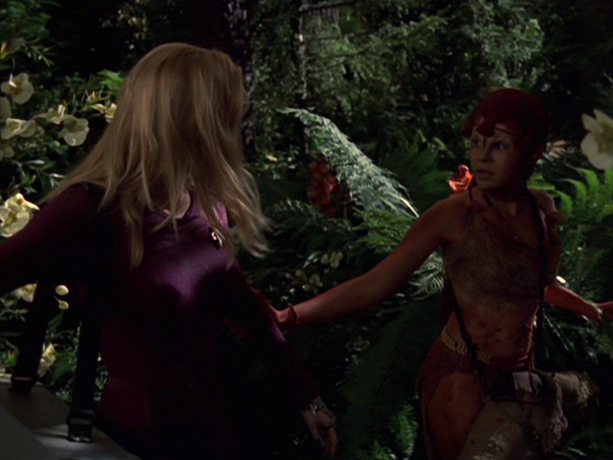 extant_StarTrek_VOY_7x22-NaturalLaw_1937.jpg