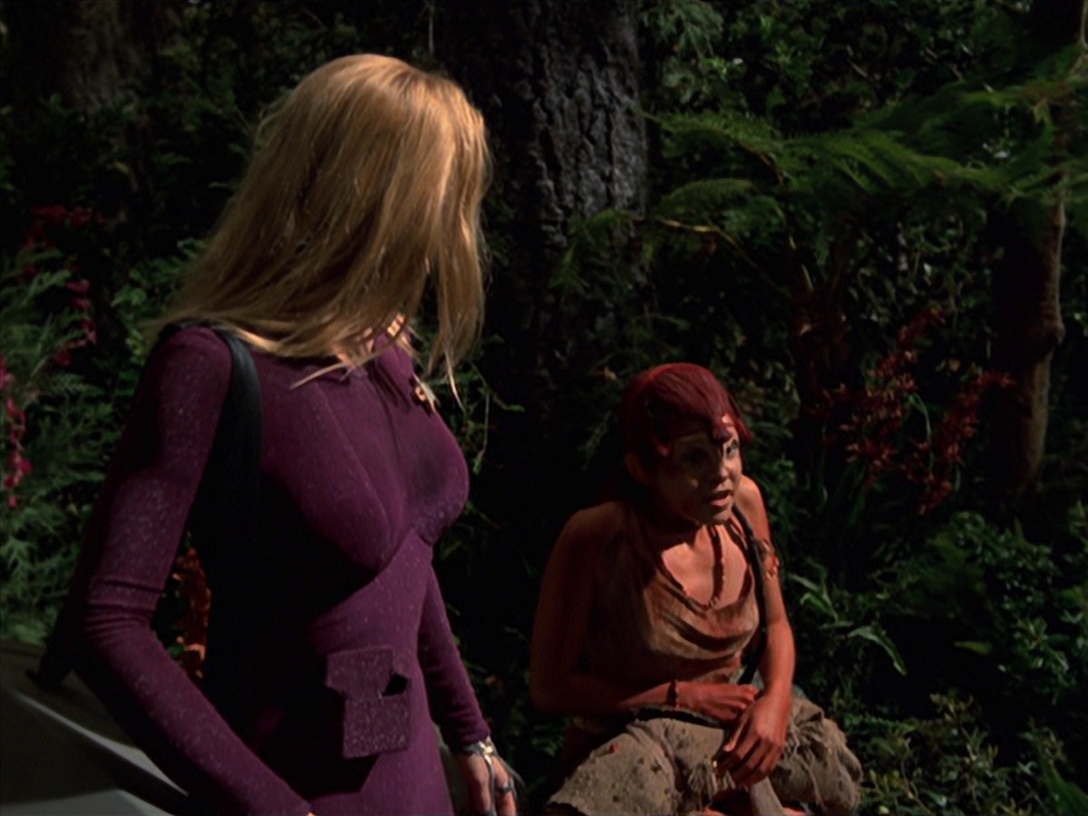 extant_StarTrek_VOY_7x22-NaturalLaw_1974.jpg