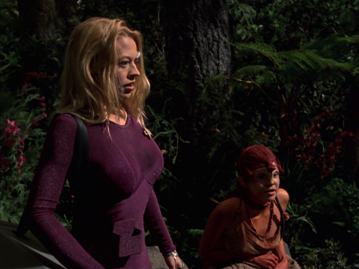 extant_StarTrek_VOY_7x22-NaturalLaw_1977.jpg