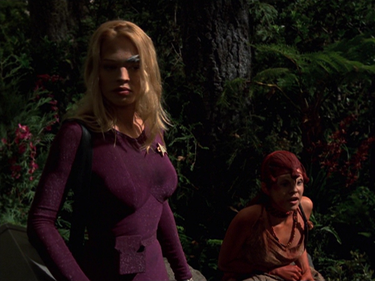extant_StarTrek_VOY_7x22-NaturalLaw_1979.jpg