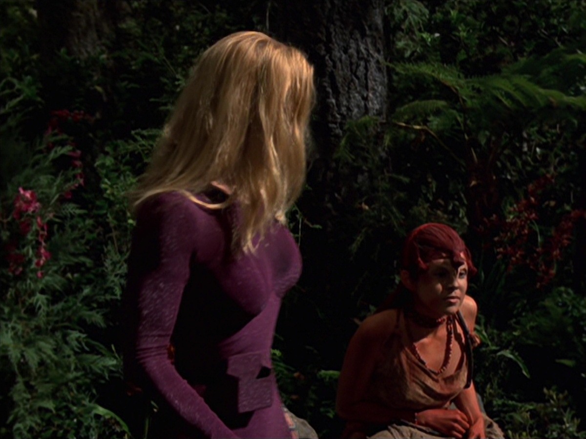 extant_StarTrek_VOY_7x22-NaturalLaw_1984.jpg