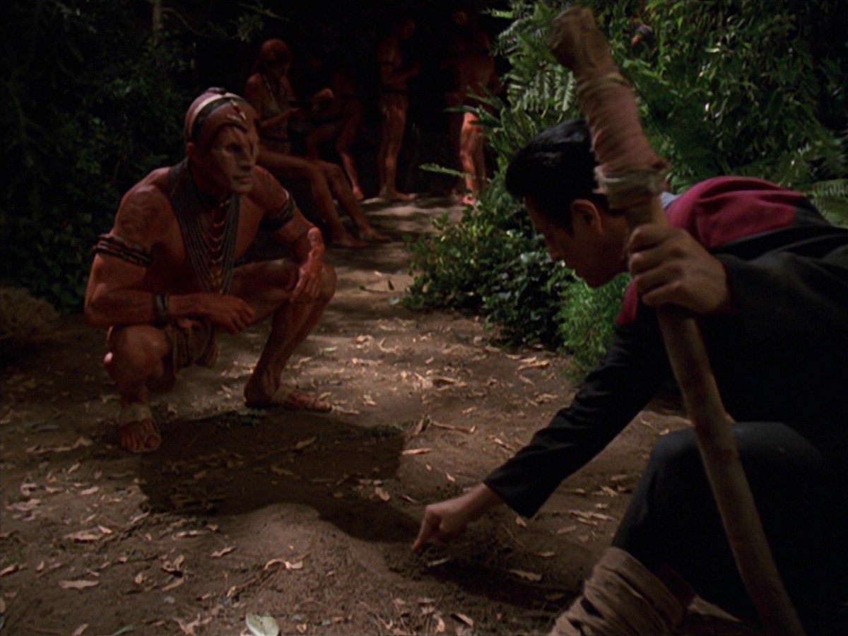 extant_StarTrek_VOY_7x22-NaturalLaw_2045.jpg