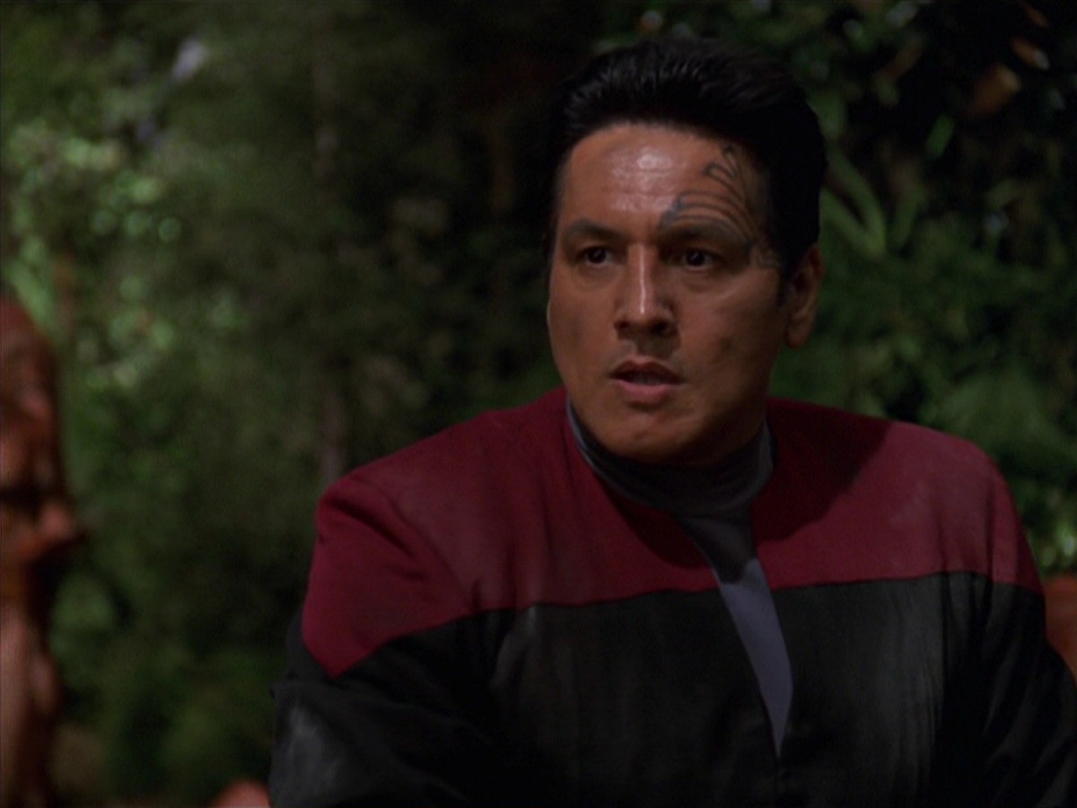 extant_StarTrek_VOY_7x22-NaturalLaw_2100.jpg