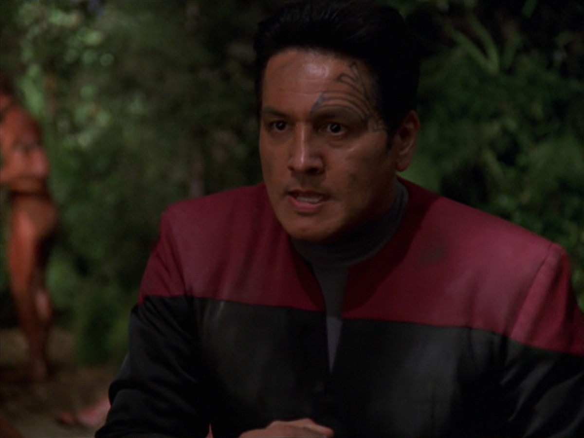 extant_StarTrek_VOY_7x22-NaturalLaw_2107.jpg