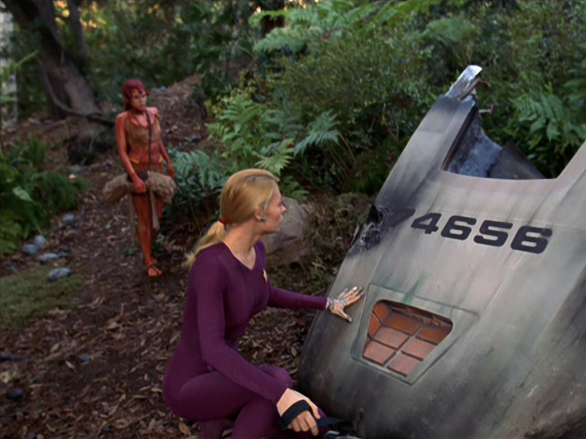 extant_StarTrek_VOY_7x22-NaturalLaw_2129.jpg