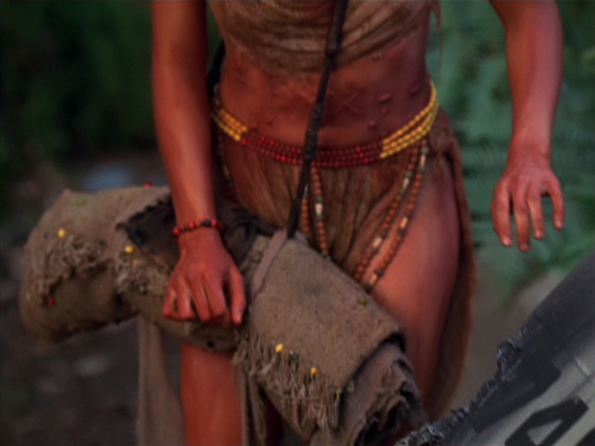 extant_StarTrek_VOY_7x22-NaturalLaw_2136.jpg