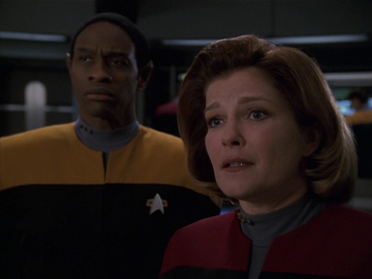 extant_StarTrek_VOY_7x22-NaturalLaw_2286.jpg