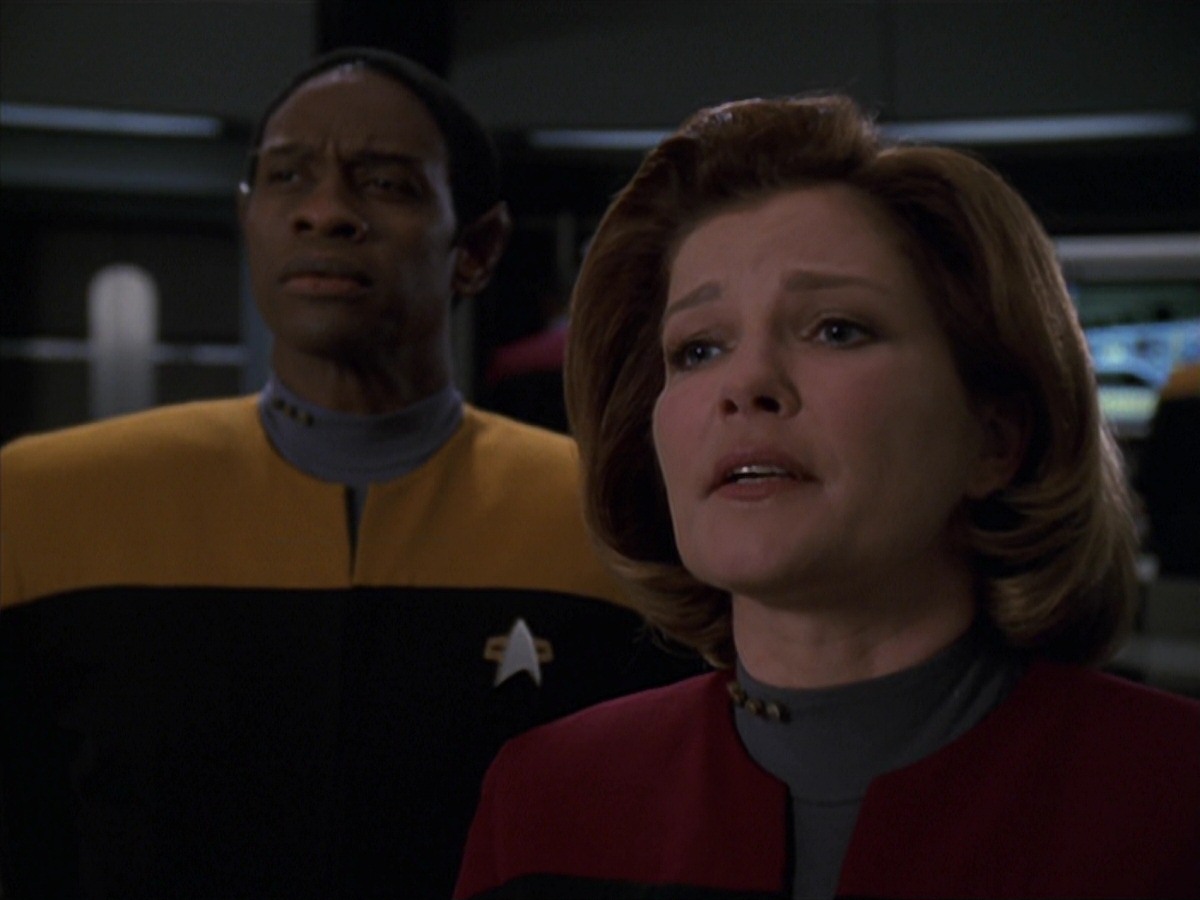 extant_StarTrek_VOY_7x22-NaturalLaw_2329.jpg