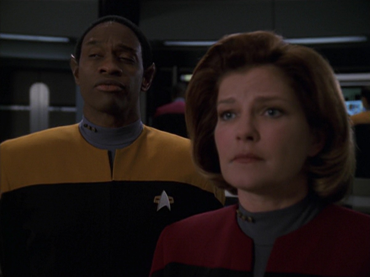extant_StarTrek_VOY_7x22-NaturalLaw_2342.jpg