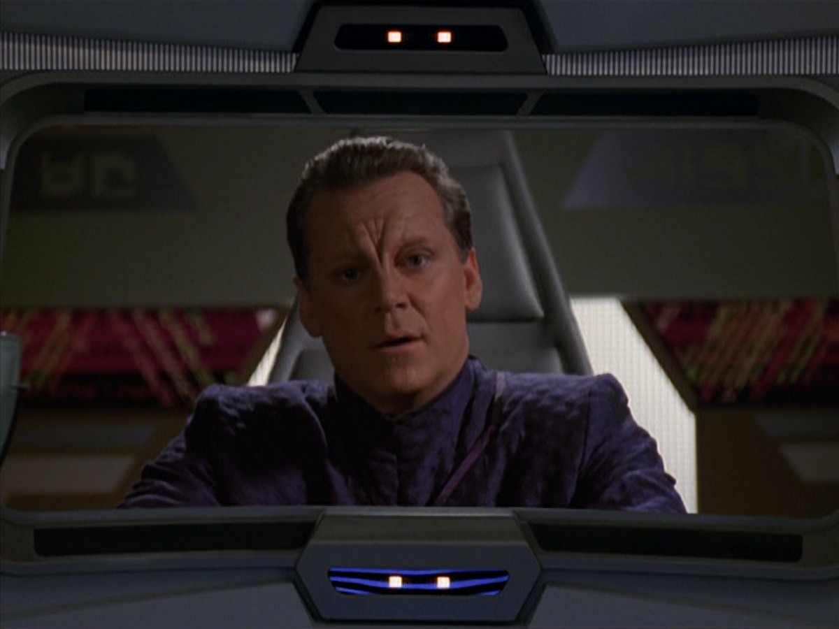 extant_StarTrek_VOY_7x22-NaturalLaw_2358.jpg