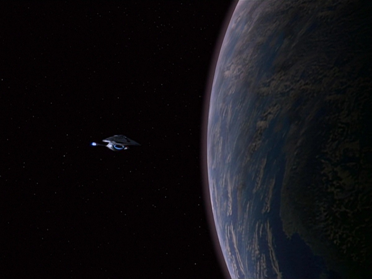 extant_StarTrek_VOY_7x22-NaturalLaw_2369.jpg