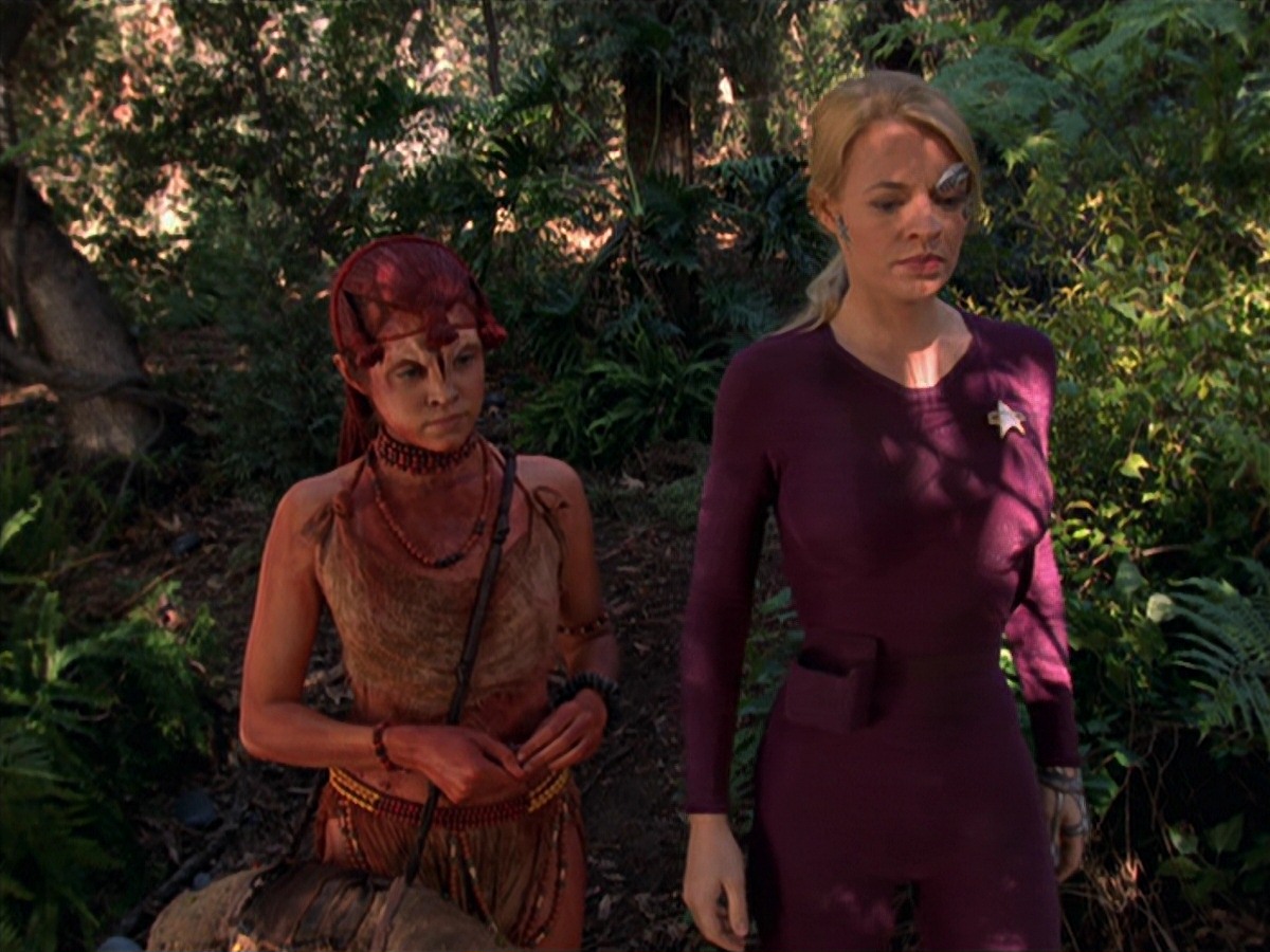 extant_StarTrek_VOY_7x22-NaturalLaw_2480.jpg